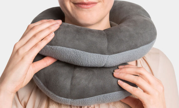 Travelon - Deluxe Wrap-N-Rest Pillow